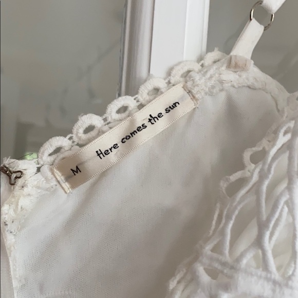 LF White Romper - Picture 5 of 5